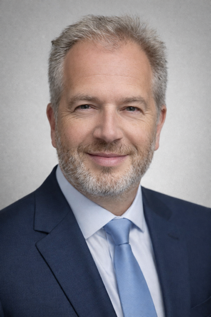 Dr.	Serge	Borisenko
